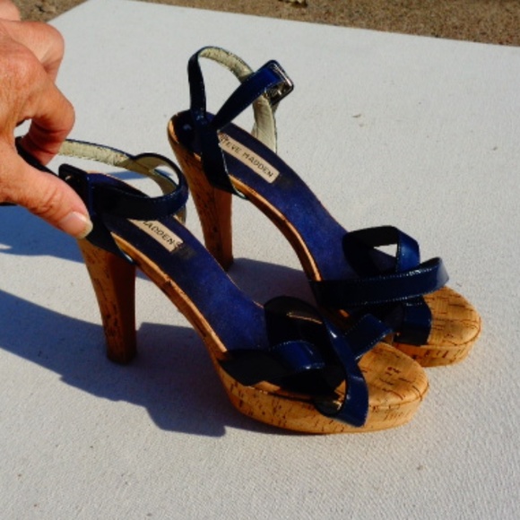 Steve Madden Shoes - vintage Steve Madden goring sandals heels size 9